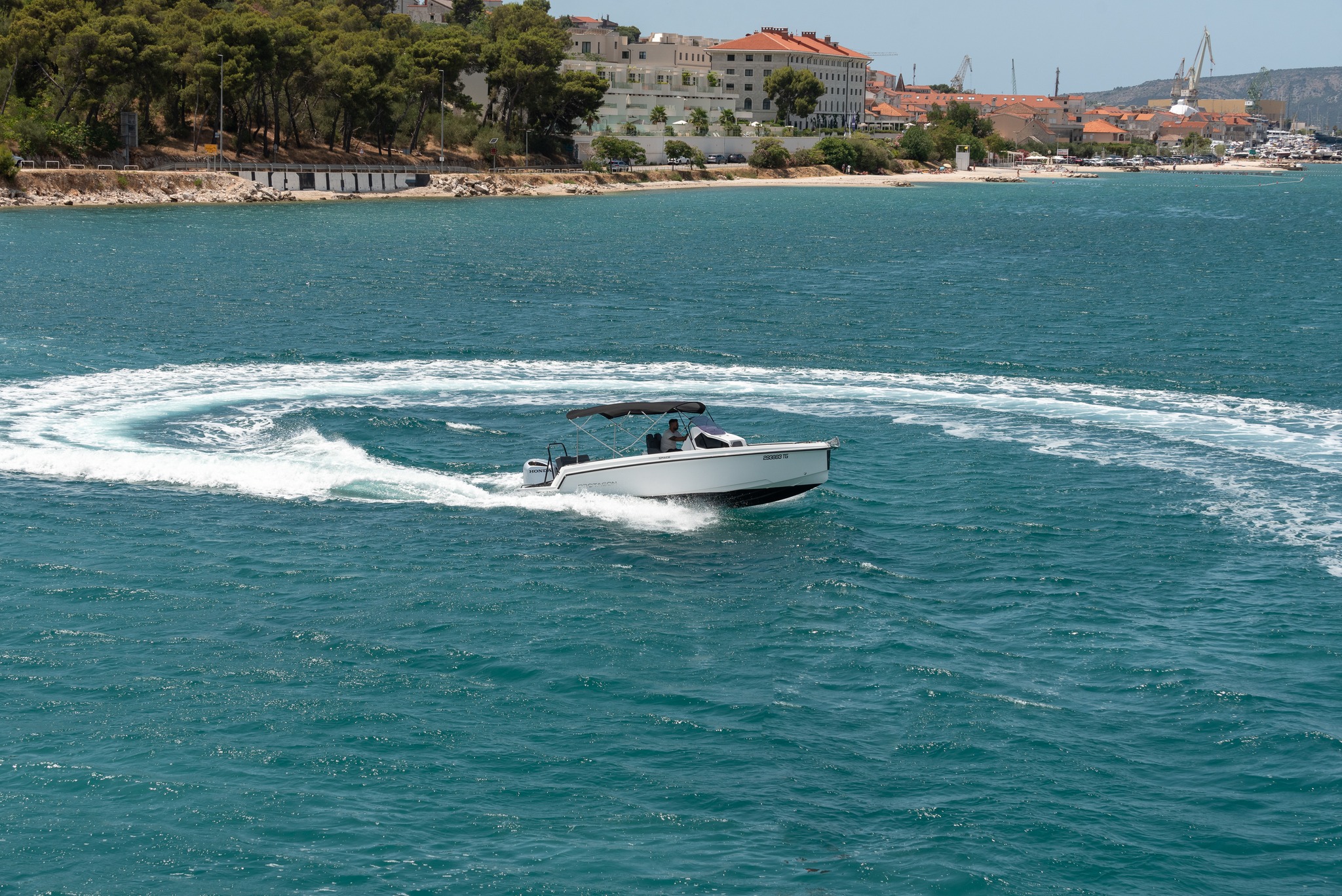 PROTAGON 25 Space Klaric Nautika Boat Rent Trogir Boat Rental protagon-25-space-klaric-nautika-boat-rent-trogir-boat-rental