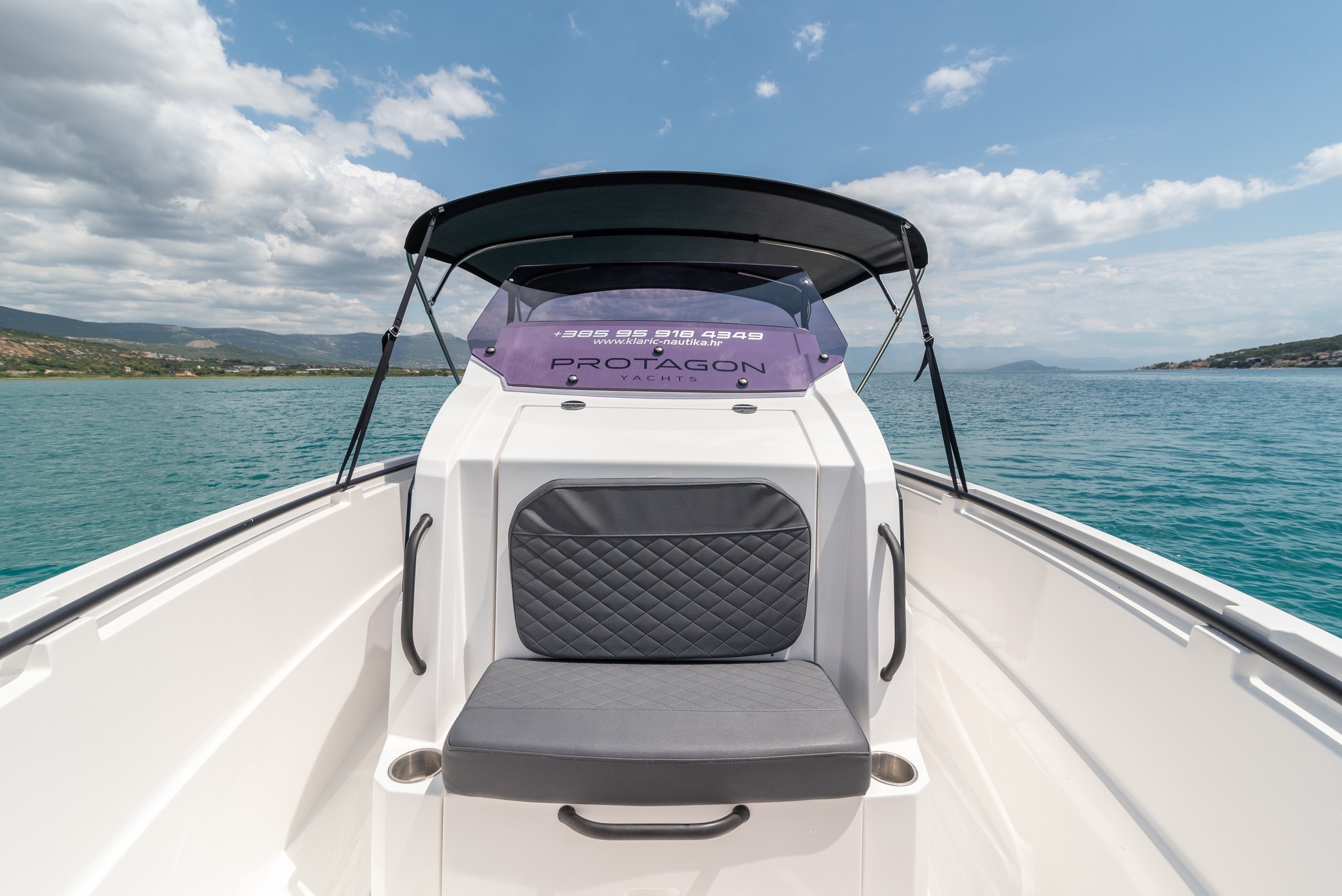 PROTAGON 25 Space Klaric Nautika Boat Rent Trogir Boat Rental protagon-25-space-klaric-nautika-boat-rent-trogir-boat-rental