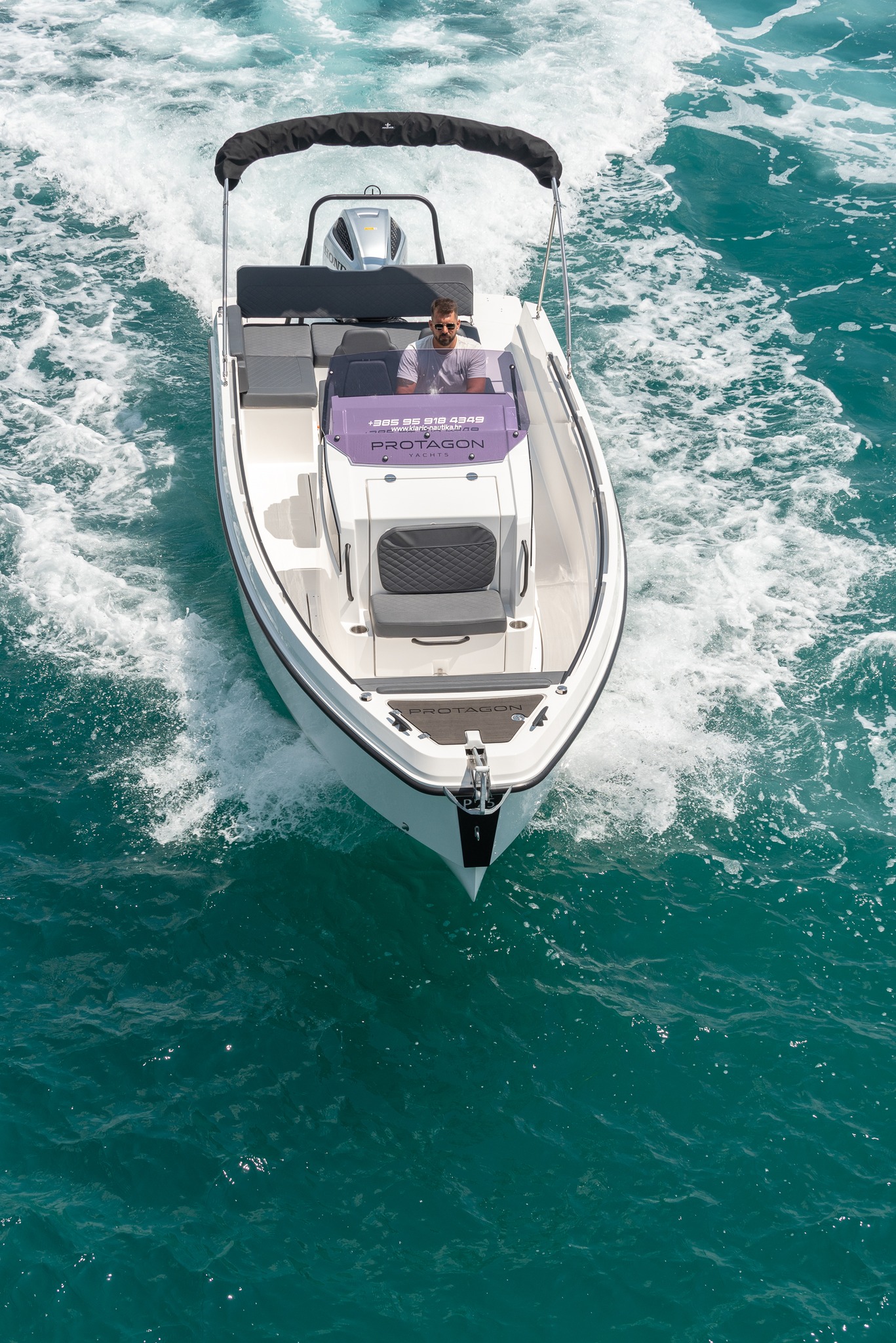 PROTAGON 25 Space Klaric Nautika Boat Rent Trogir Boat Rental protagon-25-space-klaric-nautika-boat-rent-trogir-boat-rental